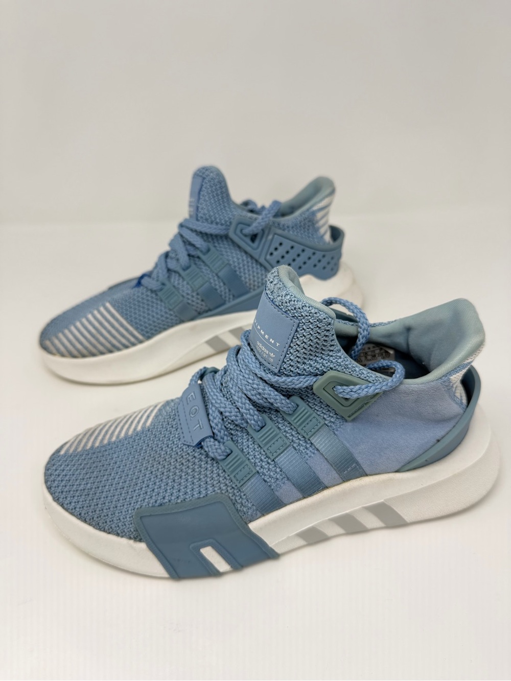 Puma Blue Knit Low-Top Sneakers